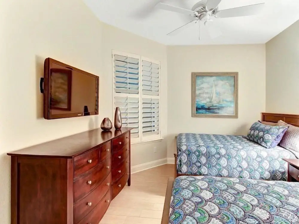 83-ocean Place