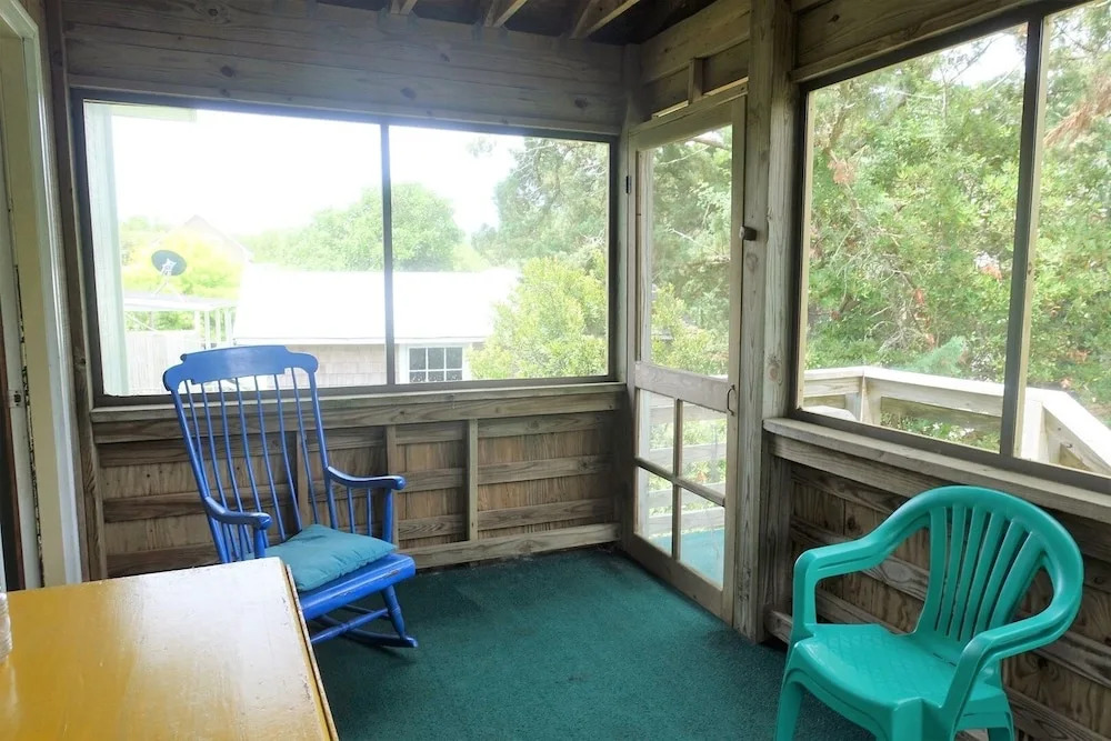 Nutter Tree at Ocracoke - 2 Br Home