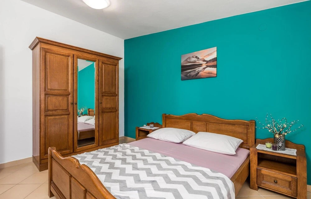 Stunning Apartment in Pag With Wifi and 2 Bedrooms