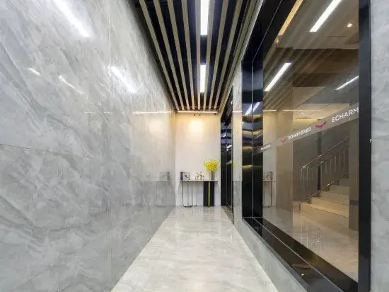 Echarm Hotel (Wuhan Guanggu University Yuan Road Branch)