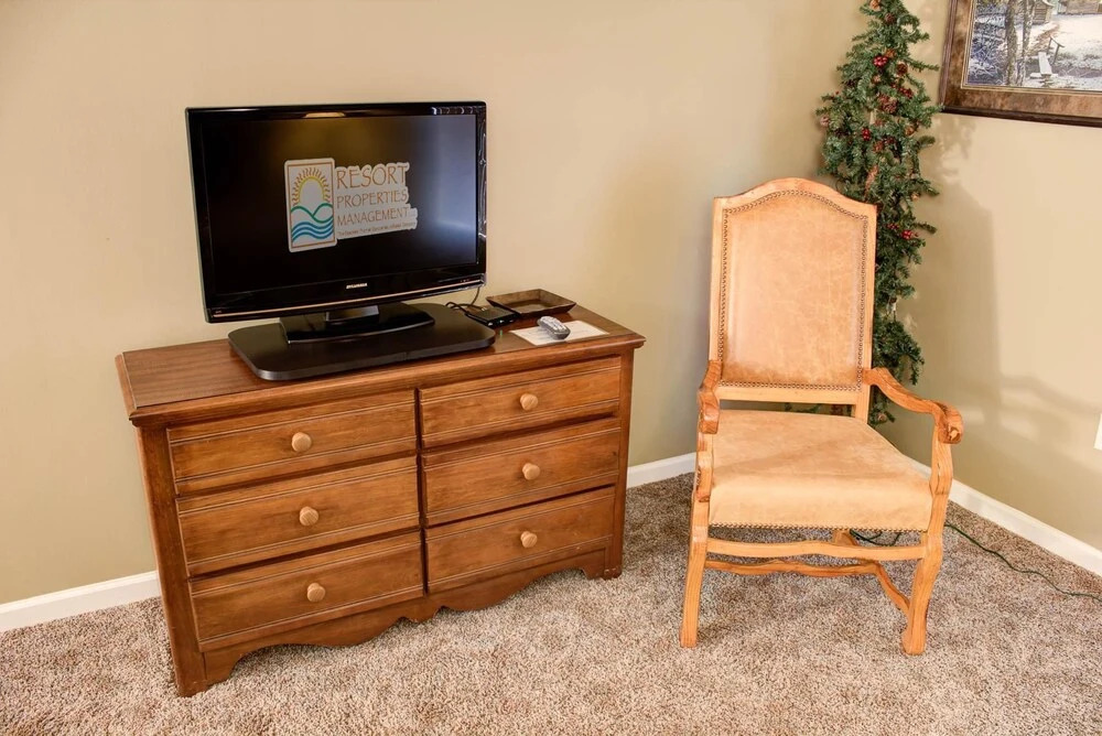 Whispering Pines 443