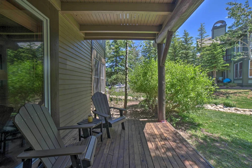 Mammoth Lakes Vacation Rental w/ Community Hot Tub