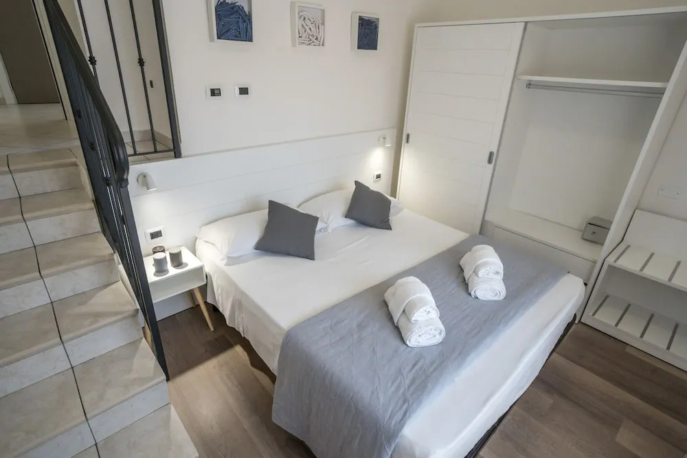 Rimini Bay Suites & Residence