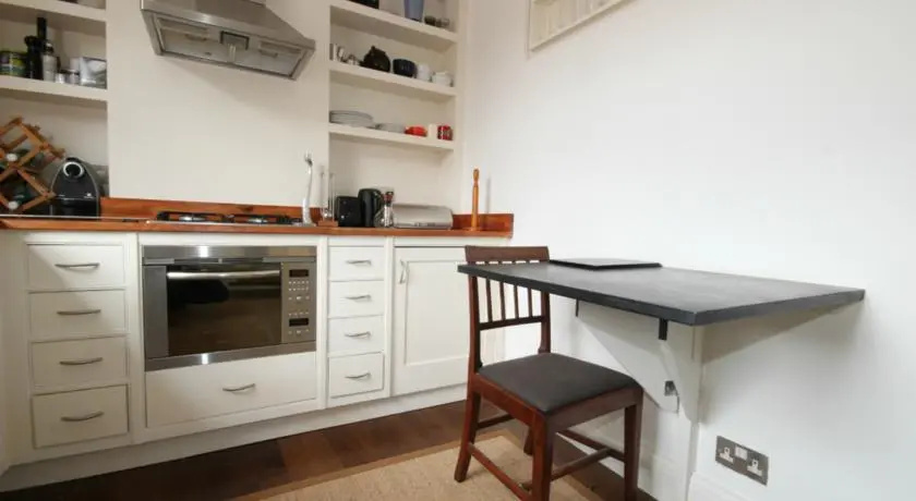 FG Property - Chelsea Embankment, Justice Walk