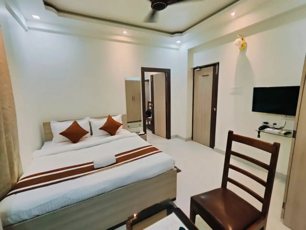 Hotel Q Inn