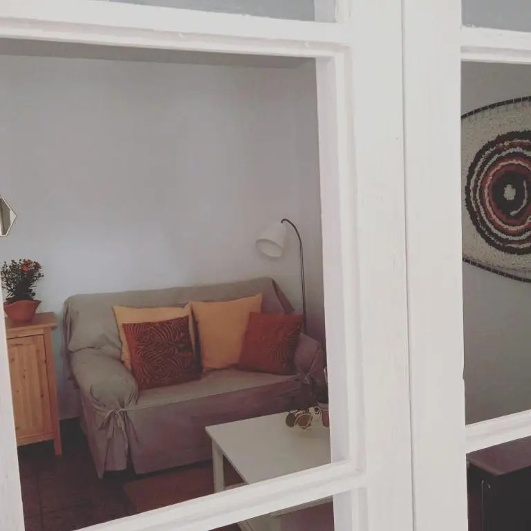 Casa Olivera- apartament al Passeig Font Vella