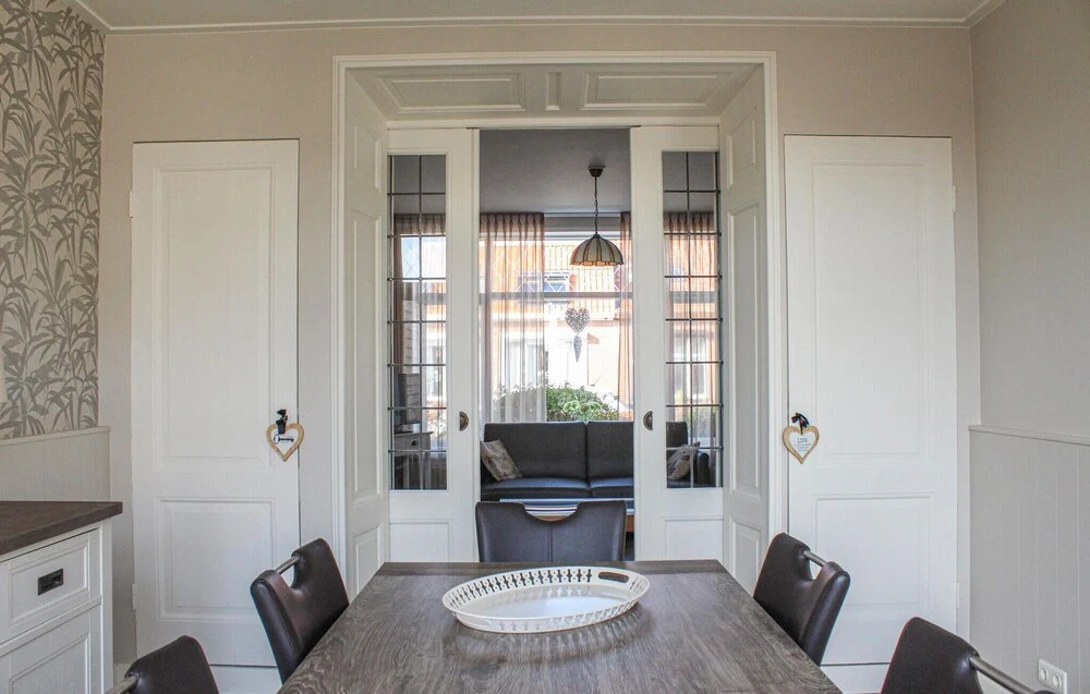 Stunning Home In Breskens With Wifi