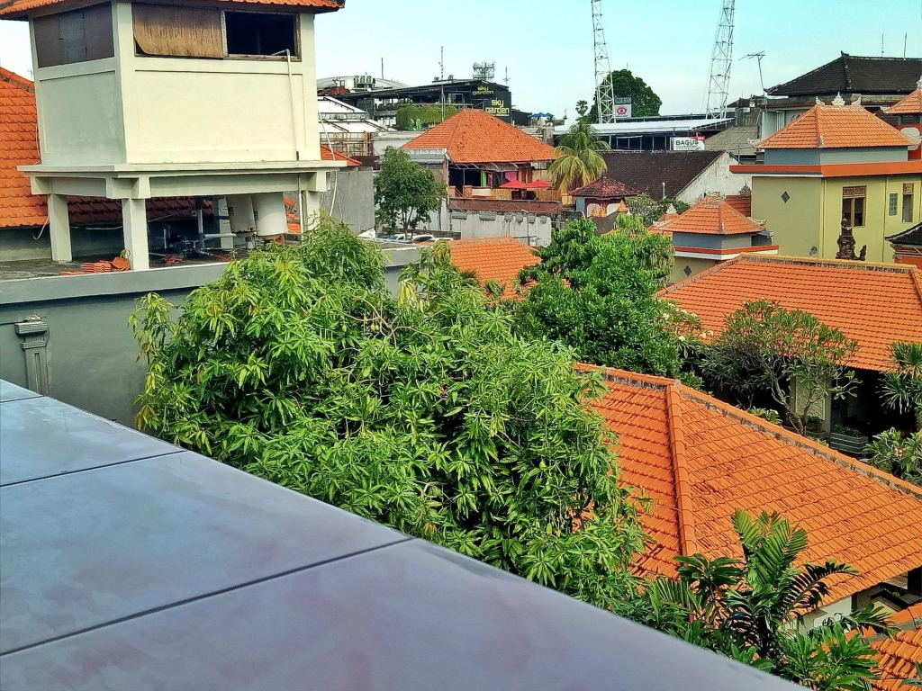 Taman Mekar Beach Inn
