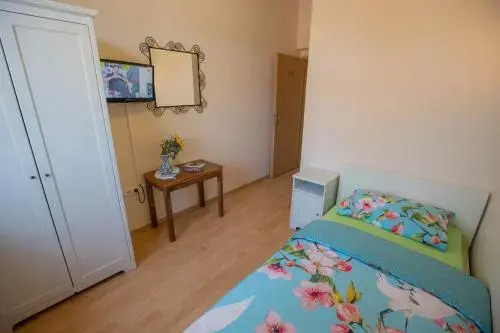 Hostel Sonce