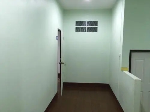 Y&N House