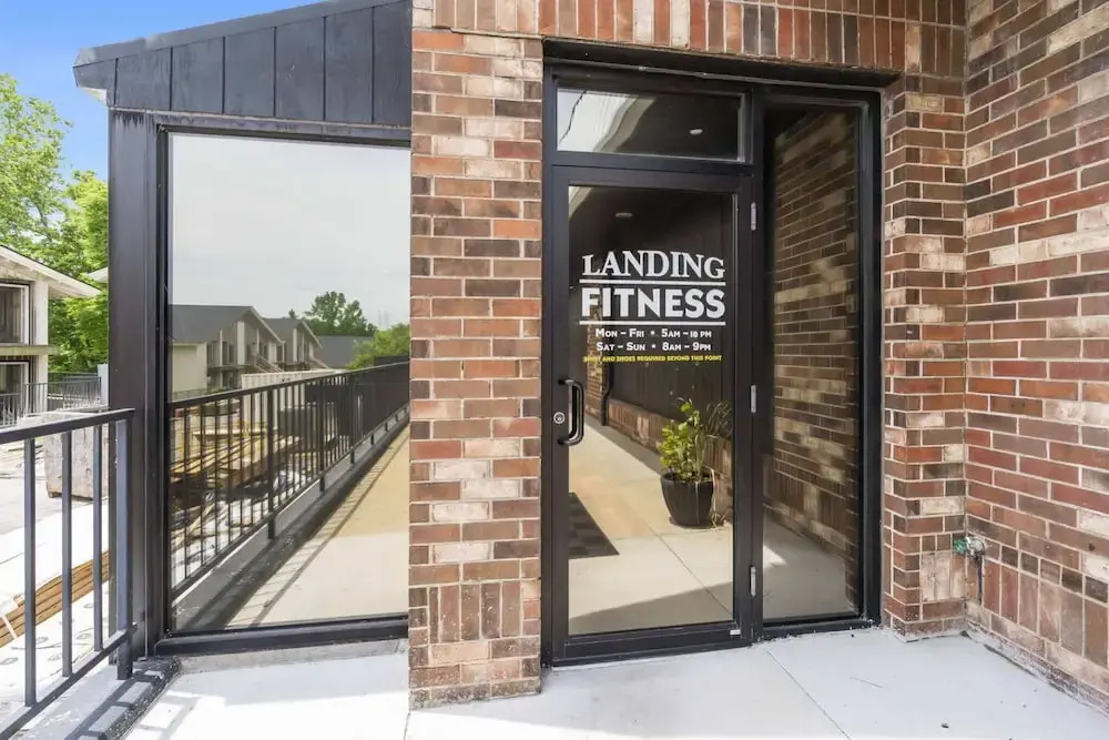 Modern Yote Condo at Roark Creek