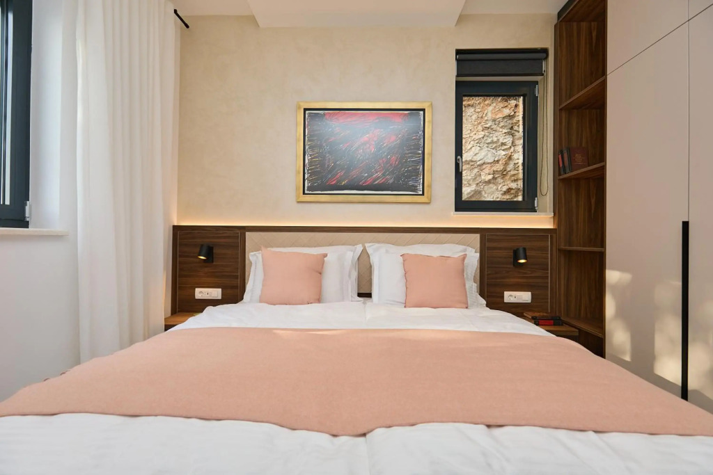 New & Luxury 5* with Breathtaking View- Kiki Lu Apartment