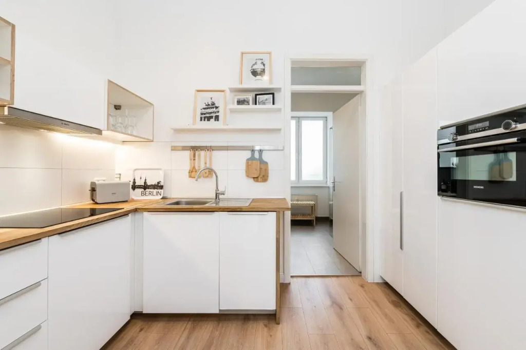 Stylish New Cube Loft II by Berlin-Wall-Apartments