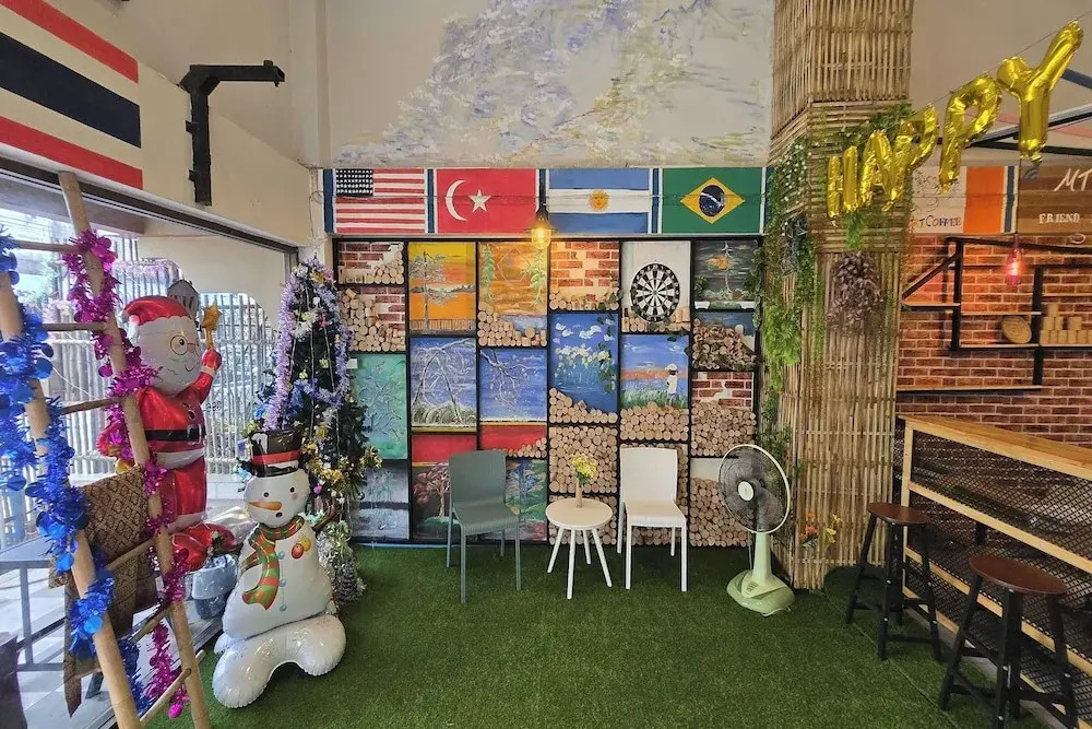 MT Friend Hostel Phuket Town