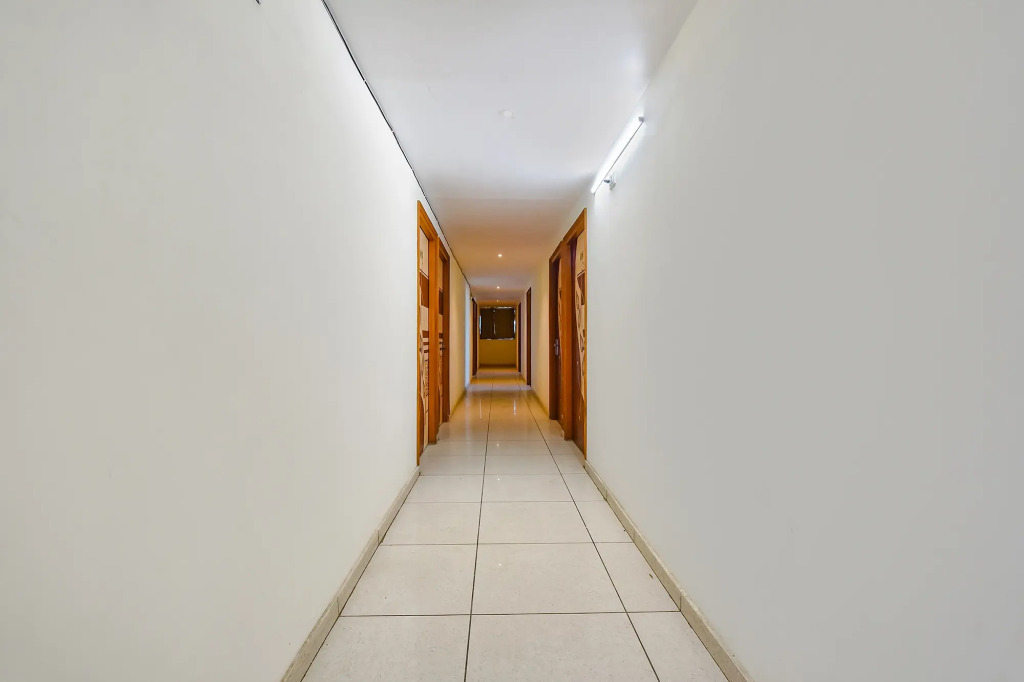 Hotel O Vishwa