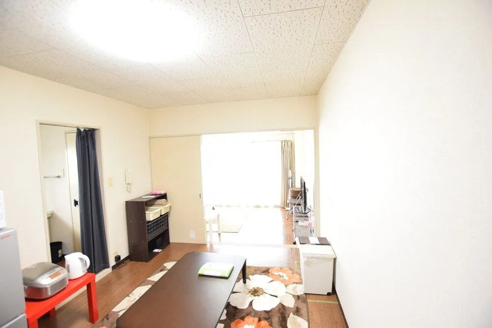 Moriguchi Apartment