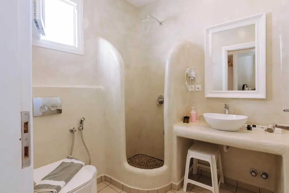 HOTIDAY Room Collection - Naxos