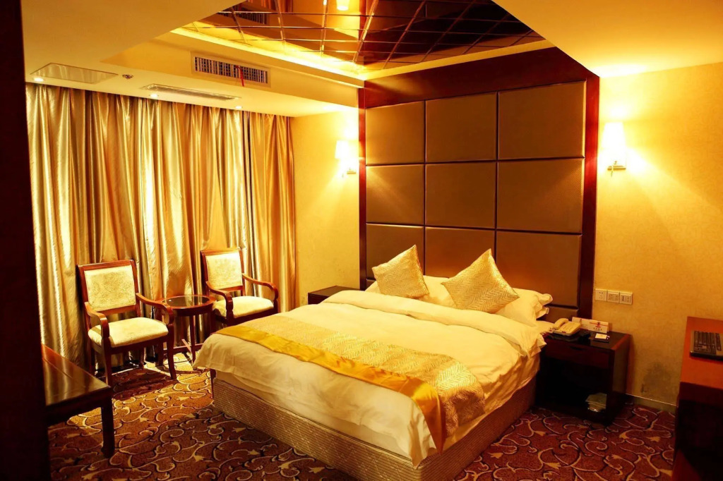 Super 8 Hotel