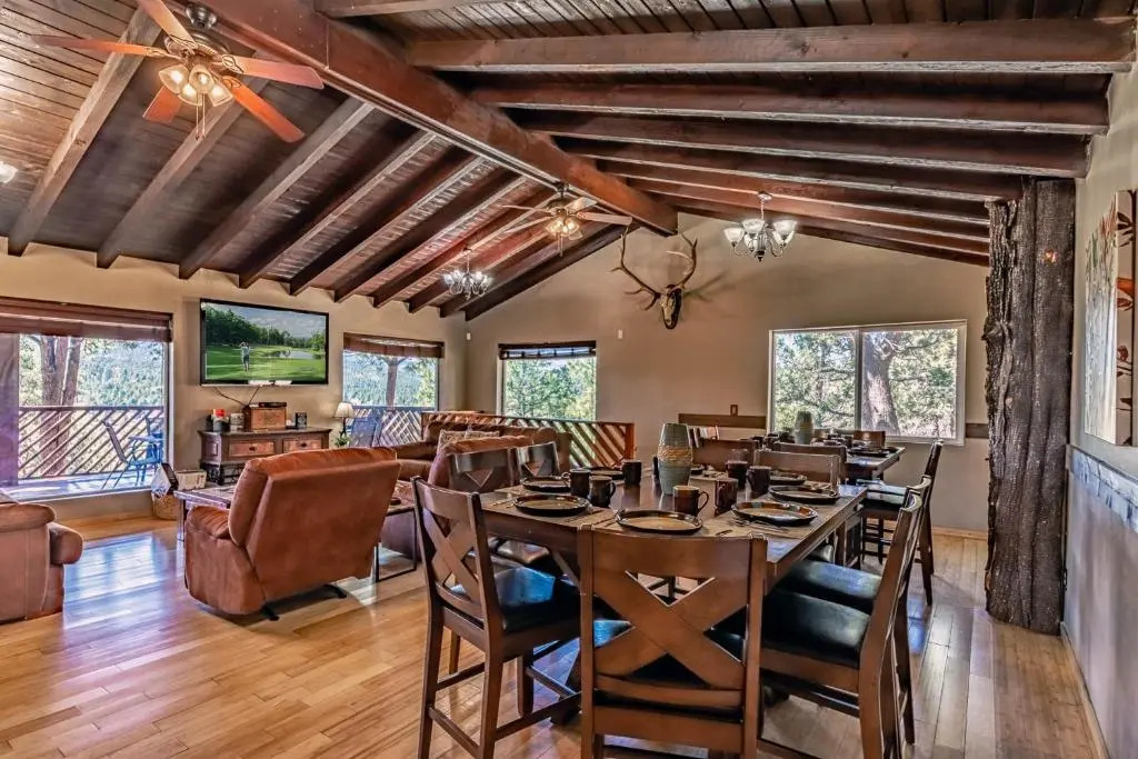 Clearview, 6 Bedrooms, Hot Tub, Pool Table, Views, Pet Friendly, Sleeps 14