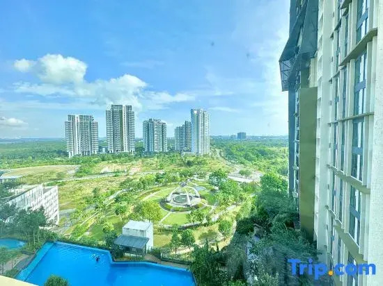 Elysia Park Residence Medini by Stayrene