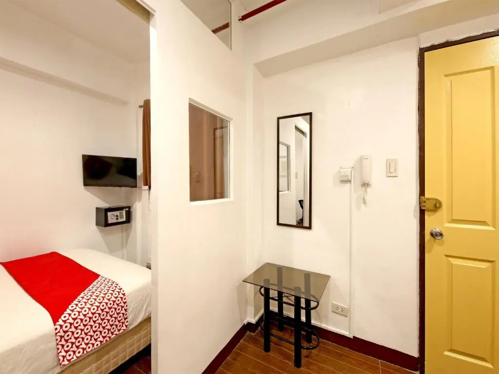 OYO 858 City Stay Inns Bgc Nuevo