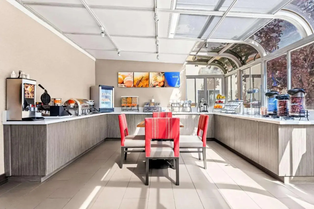 Comfort Inn