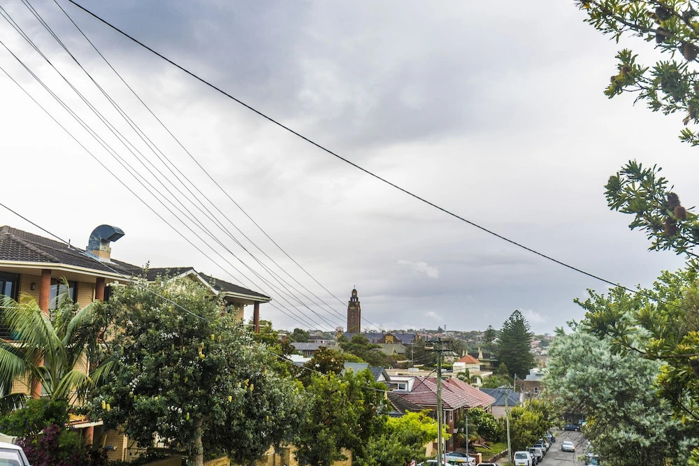 Coogee Beach With AC Close To Beach And City