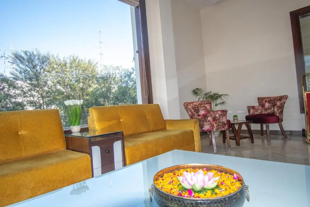 Hotel Ramaya Inn-Har Ki Pauri Road