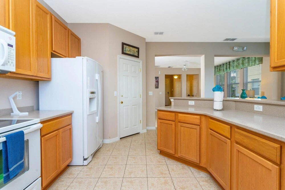 Marvelous 4Bd Close to Disney Compass Bay 3032