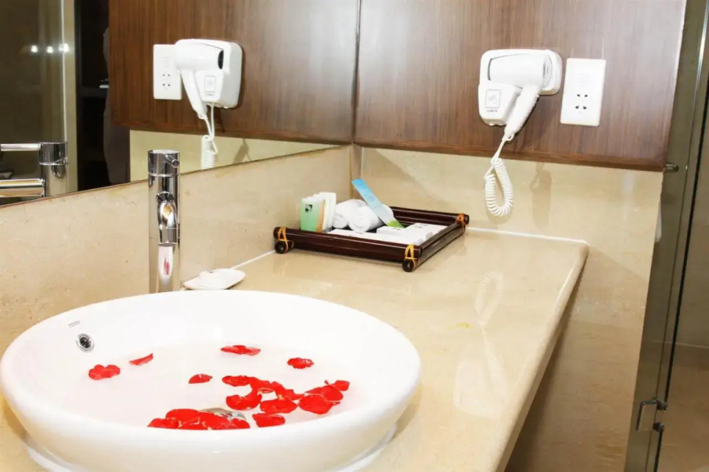 Wooshu Hotel