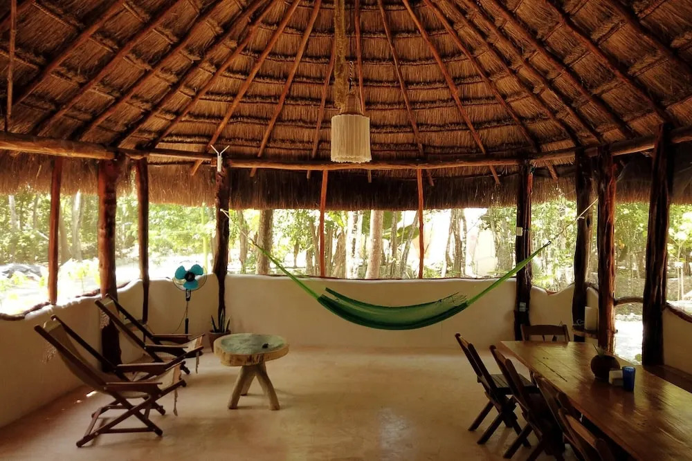 Room-unique Jungle Dome Ik