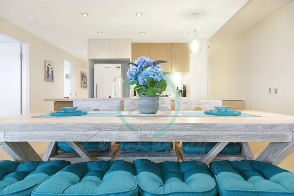 Penthouse Haven Lux Balcony Dining Sea View