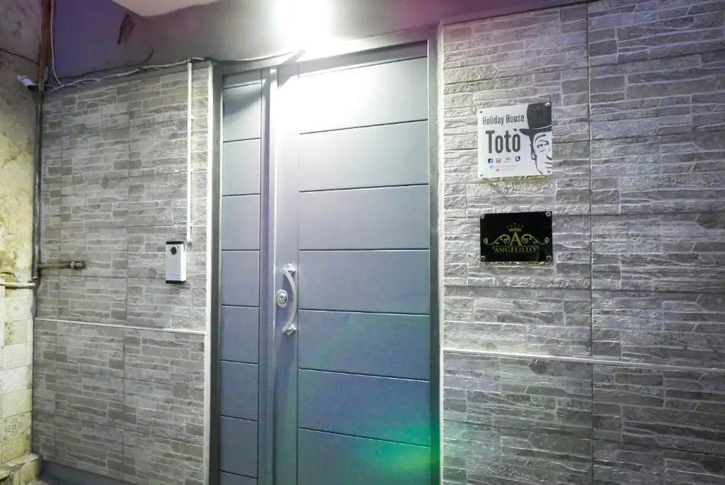 Holiday House Toto