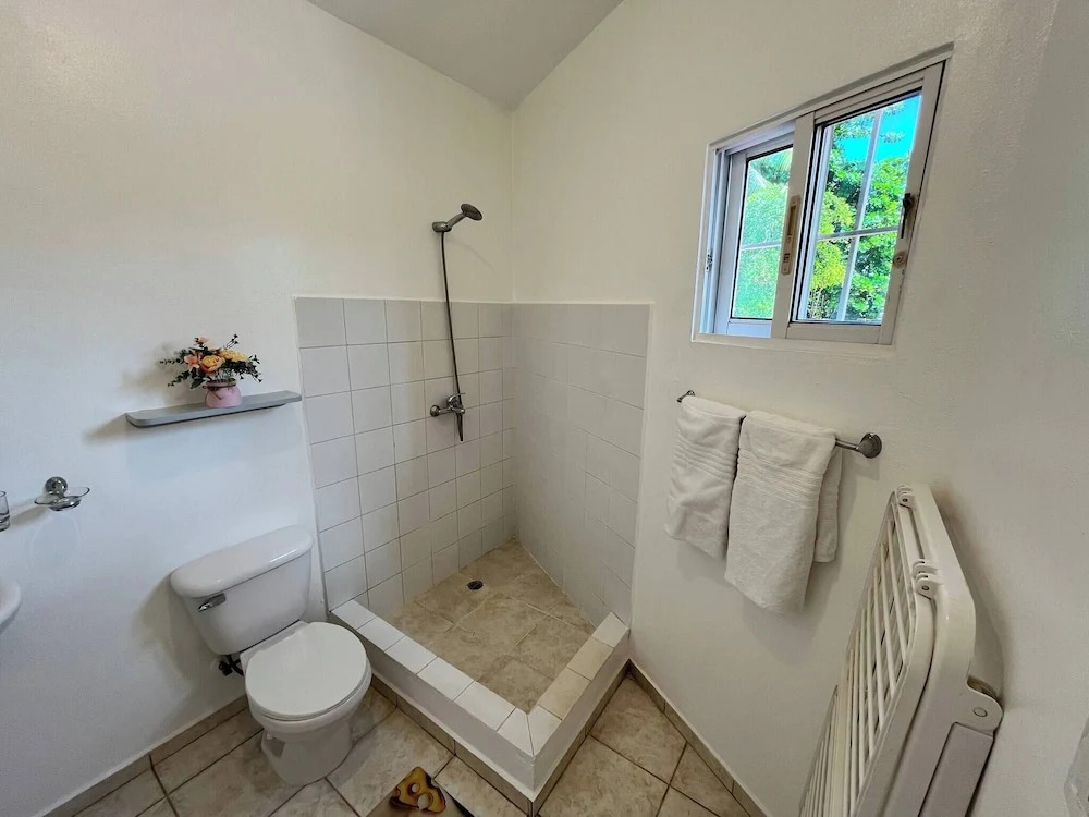 Secure 2-pers Apartment Close to the Beach