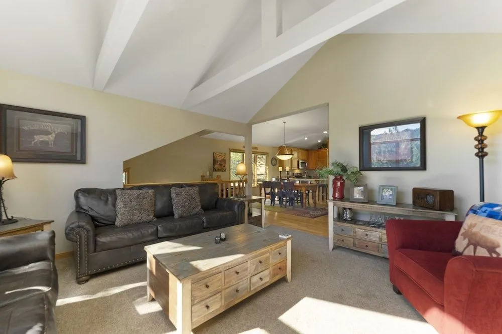 Gateway to the Wildside - 3 Br Townhouse