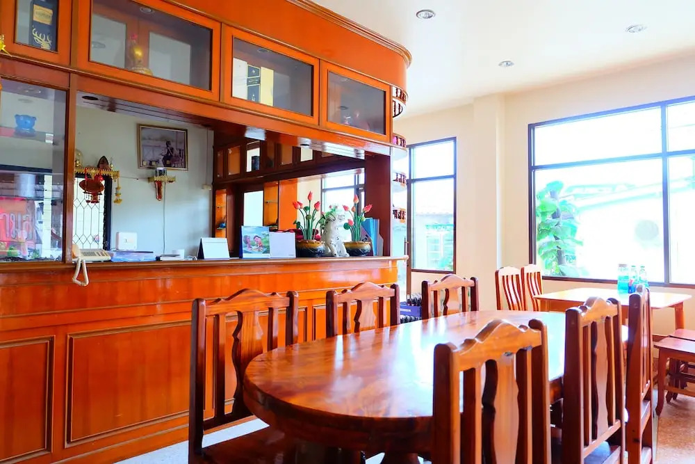 Chotiphan Apartment