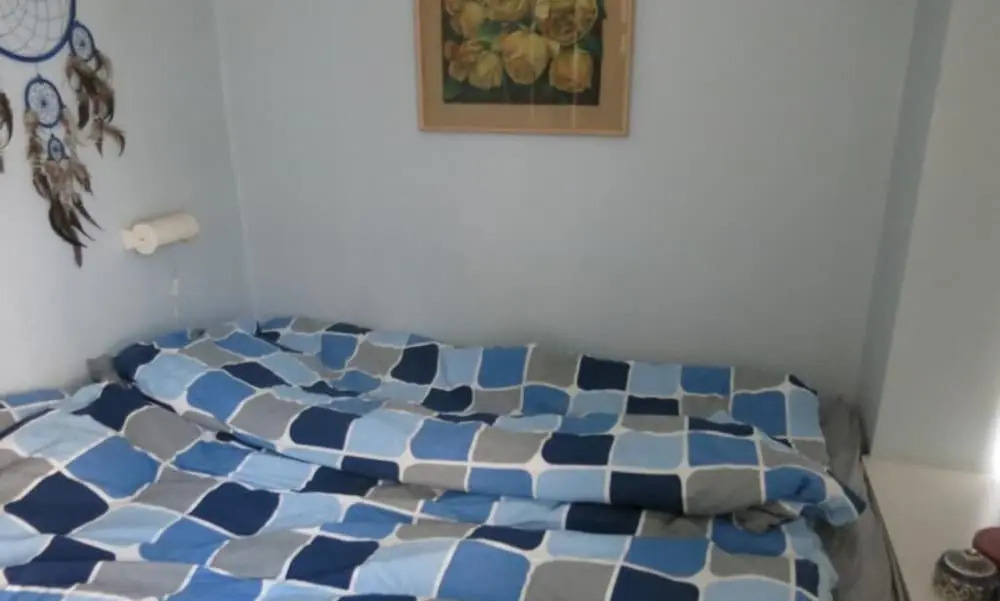 1 bedroom apt Direct Center 621-1