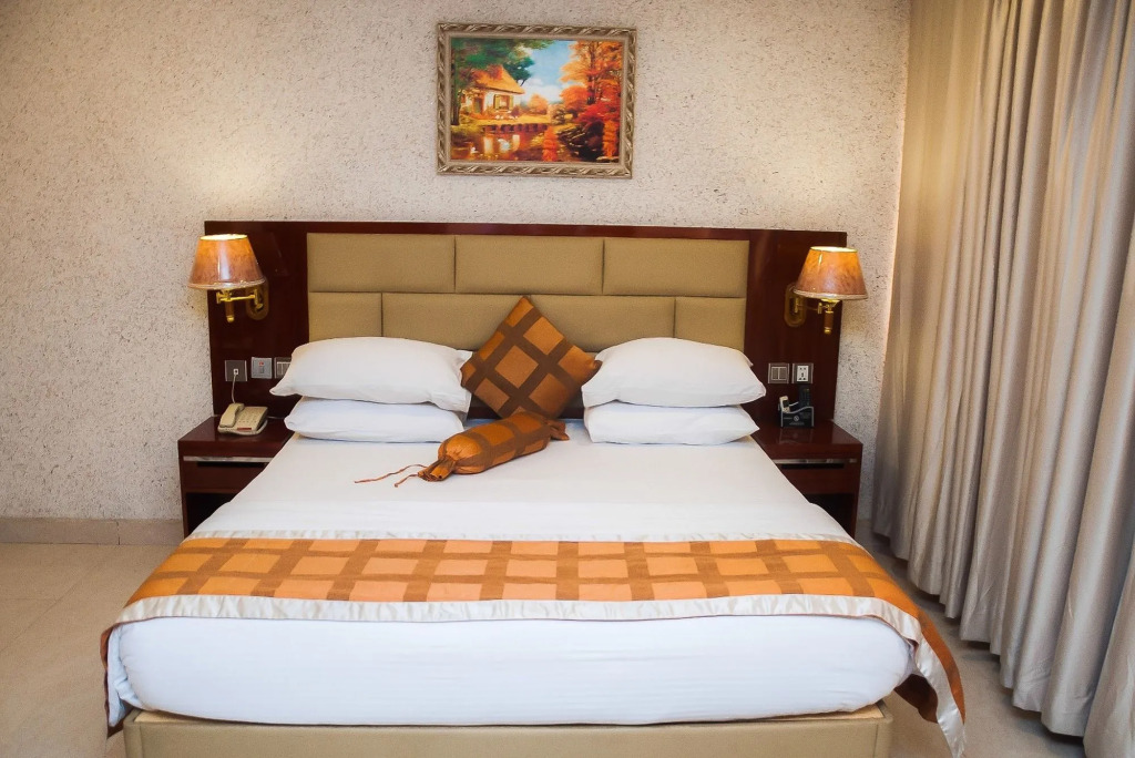 D'Palms Airport Hotel