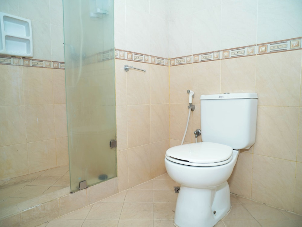 Stylish 3Br For 6 Pax At Puri Garden Apartment