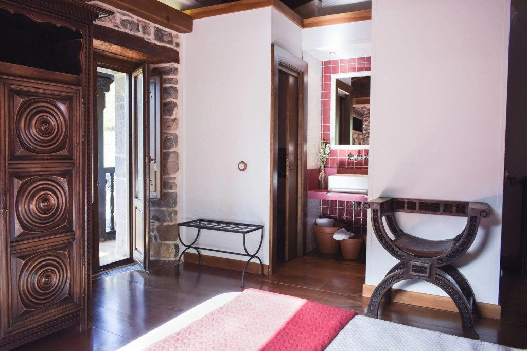 Casona de El Castañíu