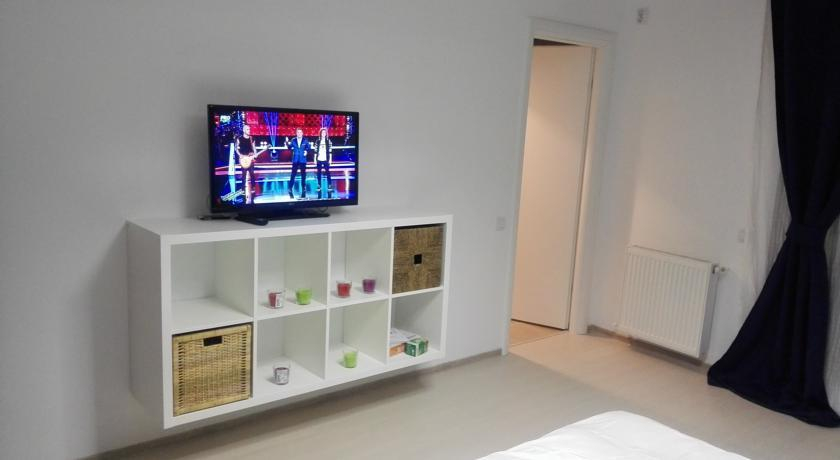 Central Studio Vitan Mall