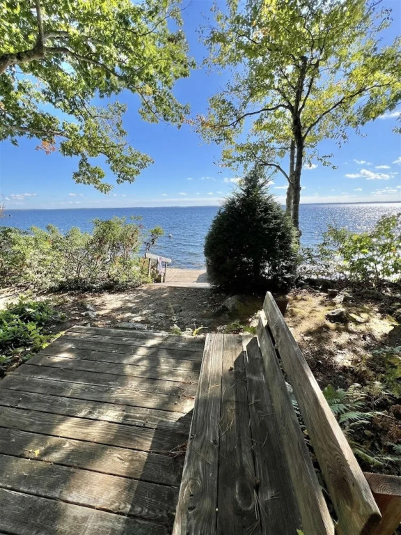 Dockside Retreat Limit 14 5 Bedroom Home