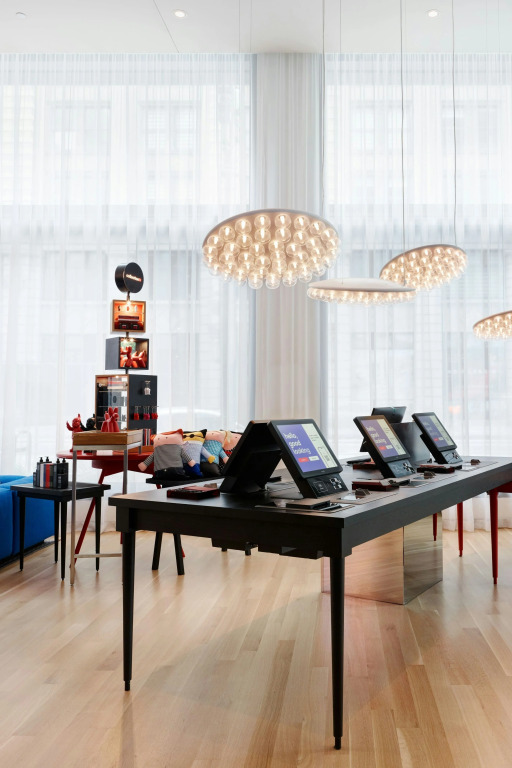 citizenM Los Angeles Downtown
