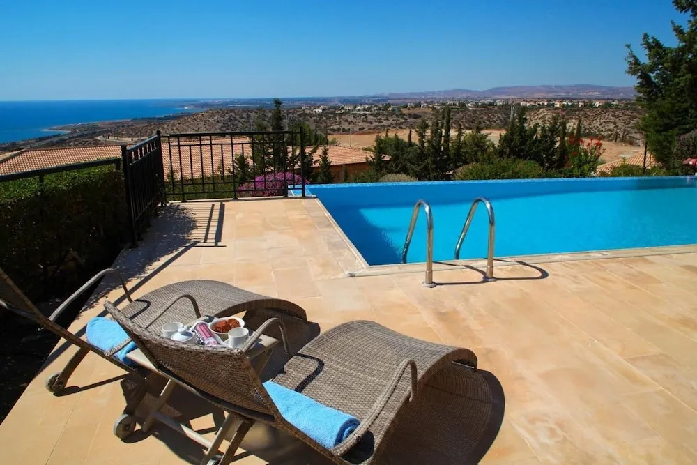 Aphrodite Hills Holiday Residences Junior Villas 3 Bedroom Junior Villa With Private Pool - Cc01