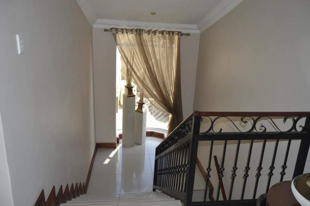 Lakeview Boutique Hotel & Conference Center