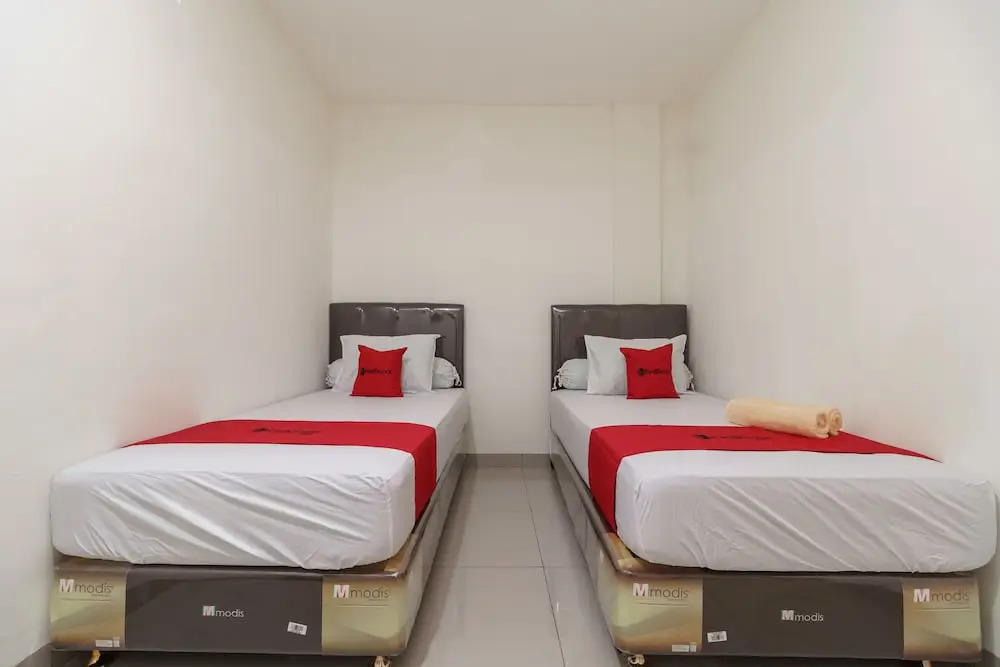 RedDoorz Syariah near Universitas Serambi Mekkah