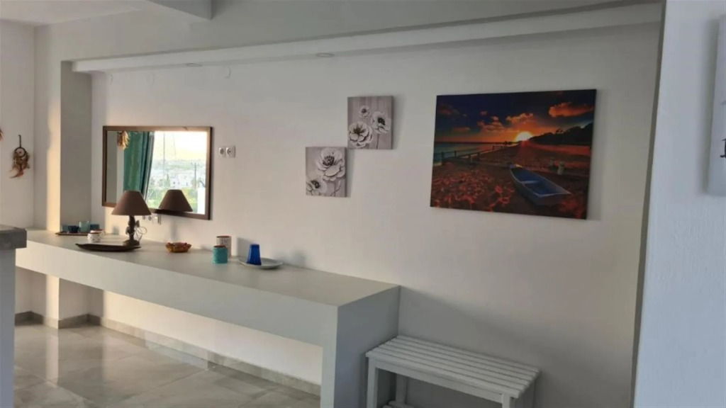 Mila Malia Suites