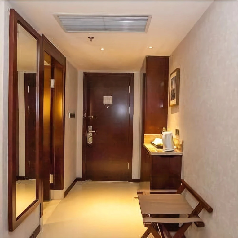 voco Chengdu Chunxi Road by IHG