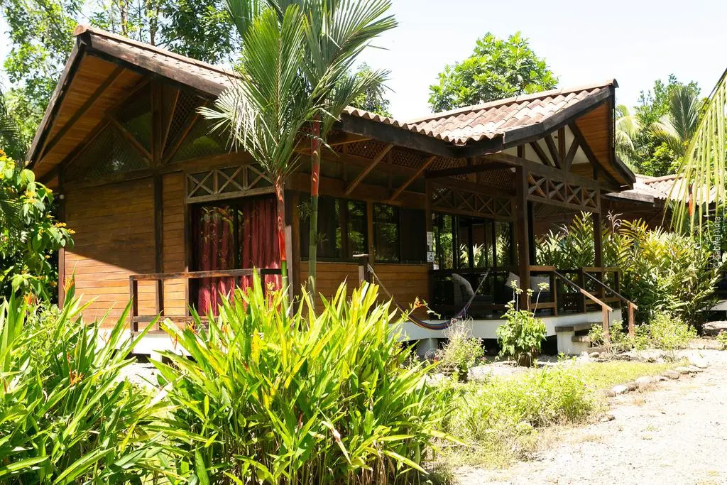 Kenaki Lodge