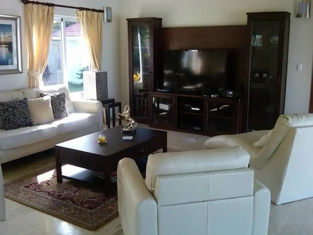 Vacation Villa Gated Only Minutes From Downtown